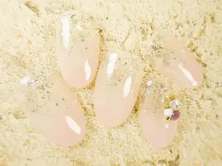 ネイル Nagumo Mのネイルデザイン