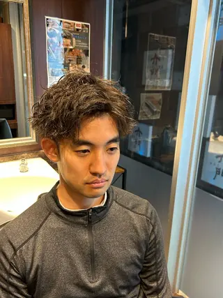 パーマ メンズ 西本 健斗のヘアスタイル