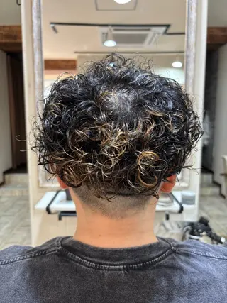 ミディアム パーマ メンズ 💥桜木町メンズ専門 💥ルキのヘアスタイル