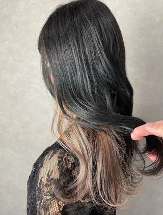 セミロング カラー 一ノ瀬 暁のヘアスタイル