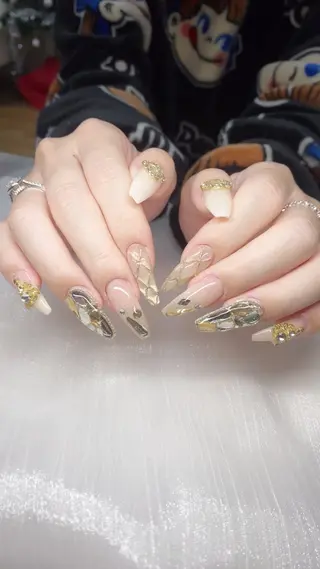 ネイル Rei _Nail 新宿のネイルデザイン