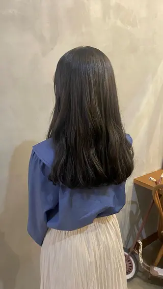 ロング カラー 透明感カラー 🦙なりたりみのヘアスタイル