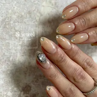 ネイル S. JEWELのネイルデザイン