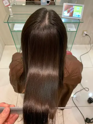 セミロング 縮毛矯正/髪質改善 EARTH髙橋のヘアスタイル