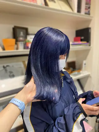 セミロング カラー ヘアアレンジ Narumi 🧚‍♂️のマツエク・マツパデザイン
