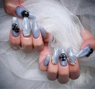 ネイル She   Nail所属・ISA_ BELLAのネイルデザイン