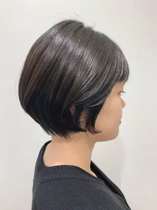 ショート カラー 薄田 珠美のヘアスタイル