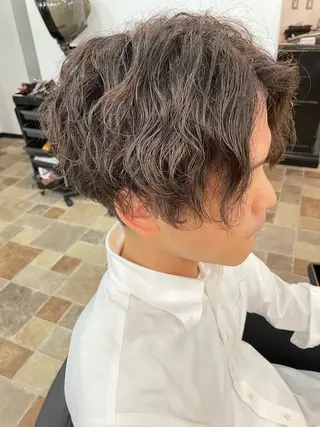 ショート パーマ amphihair 高橋祐也のヘアスタイル