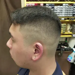 ショート おしゃれさろんオオキ所属・男を磨く Barber オオキのヘアスタイル