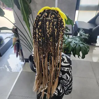 ヘアアレンジ キッズ ESTELA... OHARA のヘアスタイル