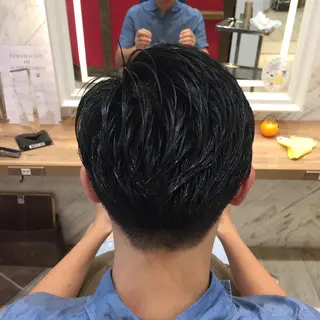 ショート メンズ 吉岡 三四朗のヘアスタイル