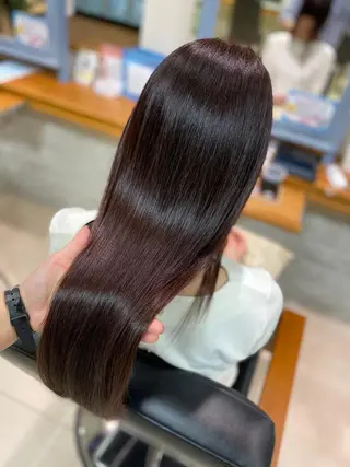 ロング カラー 岩倉 諒のヘアスタイル
