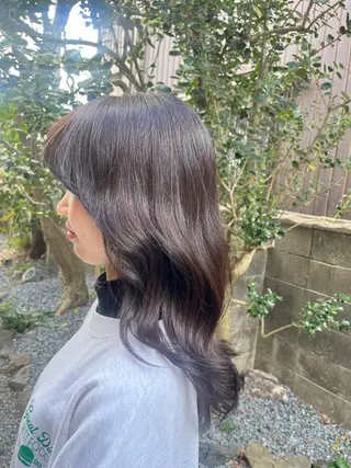 カラー 林 萌々のヘアスタイル