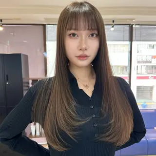 ロング カラー SHICENEケイ レイヤーカット🦋のヘアスタイル