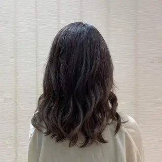 ミディアム 宮澤 梨羅のヘアスタイル