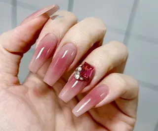 ネイル ✨Nailsalon Vi+✨のネイルデザイン