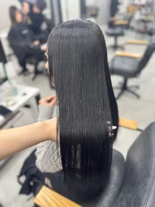 ロング カラー 赤み無し柔らかカラー 【梅田】madokaのヘアスタイル
