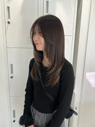 ロング カラー 黒阪 なみのヘアスタイル