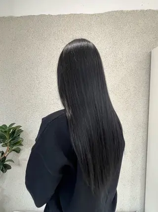 カラー 吉元 結衣佳のヘアスタイル