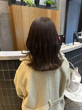 セミロング 縮毛矯正・似合わせ タナカ レイヤのヘアスタイル