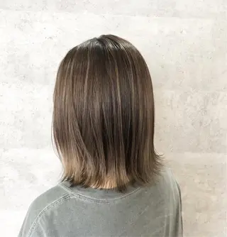 ミディアム カラー 髪質改善で 憧れの潤艶美髪にのヘアスタイル