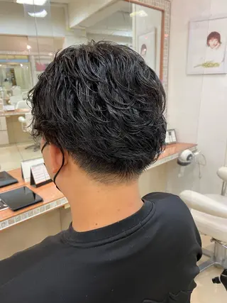 パーマ メンズ 具志 真理子のヘアスタイル