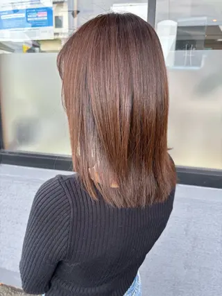 ミディアム カラー 亀山 来未のヘアスタイル