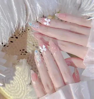 ネイル Queens マオのネイルデザイン