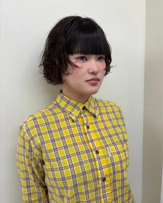 ショート パーマ 栗崎 菜弥のヘアスタイル