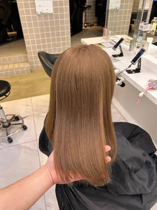 カラー 🥯縮毛/レイヤー/ ベージュヘア🥯のヘアスタイル