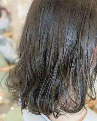 ミディアム カラー 加藤 彩のヘアスタイル