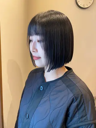 ショート カラー ENIF ヤマグチアツコのヘアスタイル