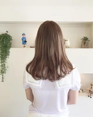 セミロング ロング カラー ITO YUKIのヘアスタイル