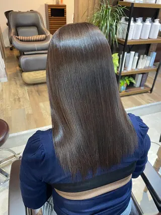 セミロング カラー 髪質改善で 憧れの潤艶美髪にのヘアスタイル