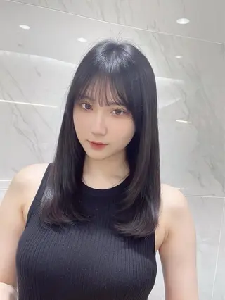 ミディアム 中顔面短縮 顔まわり新田大翔のヘアスタイル