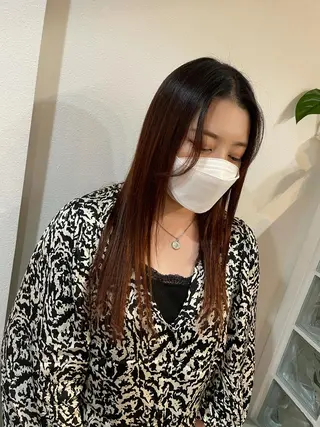 ロング カラー Aujua ソムリエ 勝又舞夏のヘアスタイル