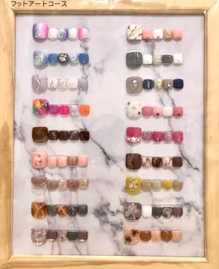 ネイル マツエク・マツパ アイブロウ Nail&eye Belire 新宿のネイルデザイン