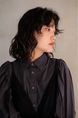 ミディアム パーマ 瓜谷 亮磨のヘアスタイル