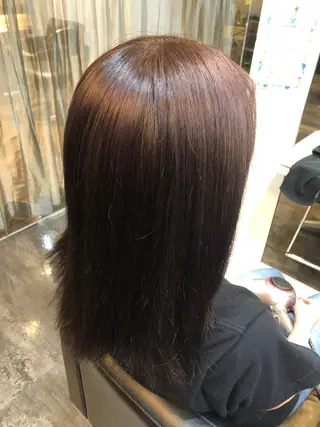 カラー & kuのヘアスタイル