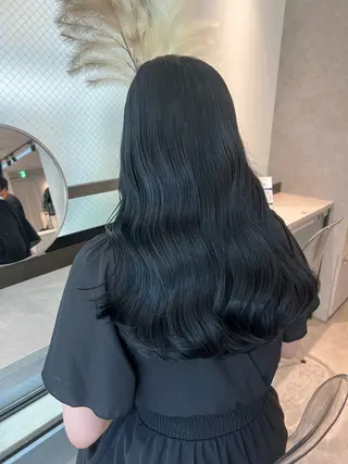 ロング カラー Qin shaire salonのヘアスタイル
