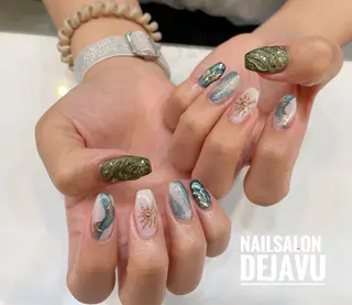 ネイル Nail salon Dejavu 🌿のネイルデザイン
