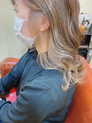 セミロング カラー 長岡 俊樹のヘアスタイル