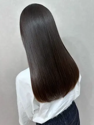 ロング Luana 照沼翔太のヘアスタイル