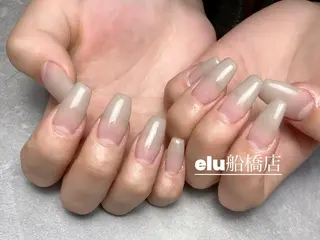 ネイル elu ：nail＆eyeのネイルデザイン