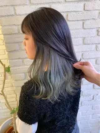 セミロング ハイトーン/ 髪質改善/垣尾颯大のヘアスタイル
