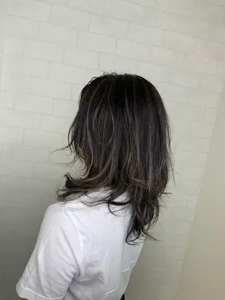 セミロング 畑山 紗耶佳のヘアスタイル