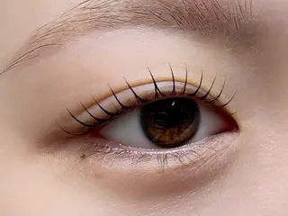 マツエク・マツパ eyelash&eyebrow Luminous所属・Luminous まつげ&眉毛 専門店のマツエク・マツパデザイン