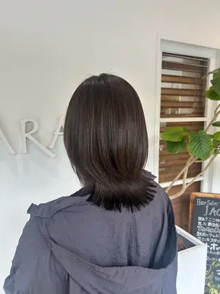 セミロング ツヤ感オリーブカラー /mei✨️のヘアスタイル