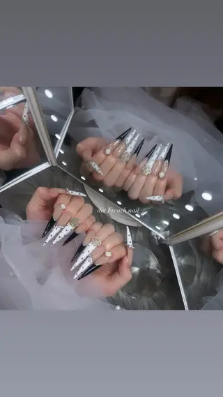 ネイル 加納 莉音のネイルデザイン