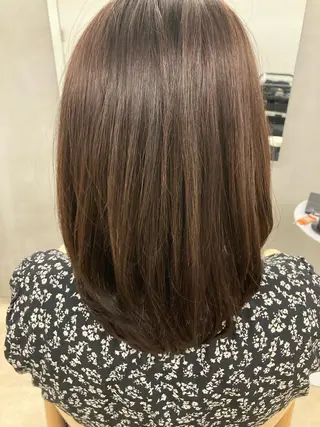 ミディアム カラー 新堀 紫音のヘアスタイル